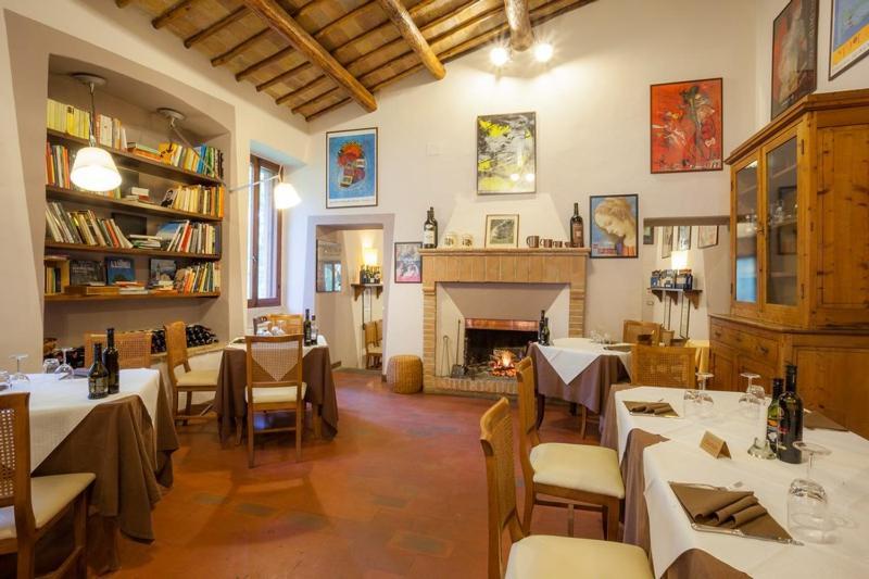 Relais Borgo Lizori Country House Campello sul Clitunno Exterior photo