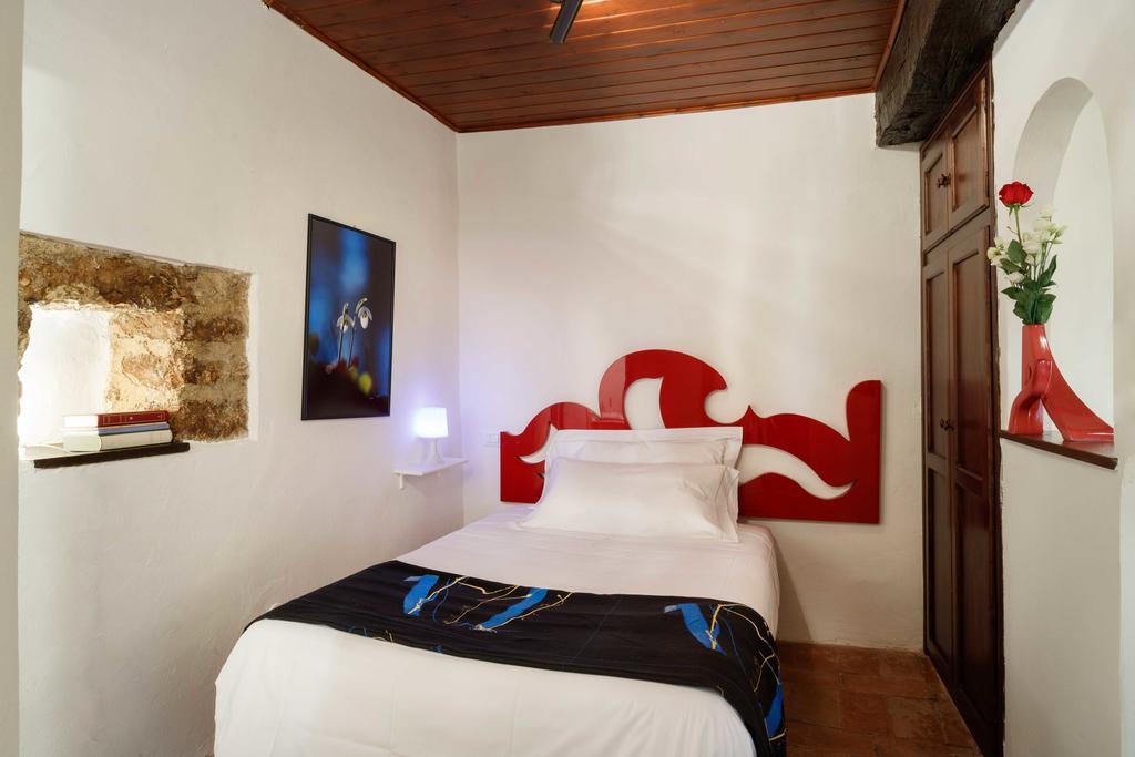 Relais Borgo Lizori Country House Campello sul Clitunno Exterior photo